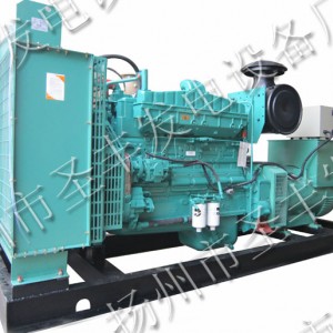 康明斯動力配套300千瓦柴油發(fā)電機(jī)組NTA855-G4