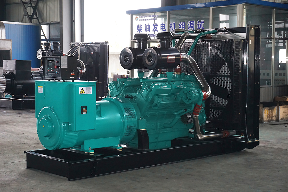 SD12V135AZD申動(dòng)300KW柴油發(fā)電機(jī)組報(bào)價(jià)