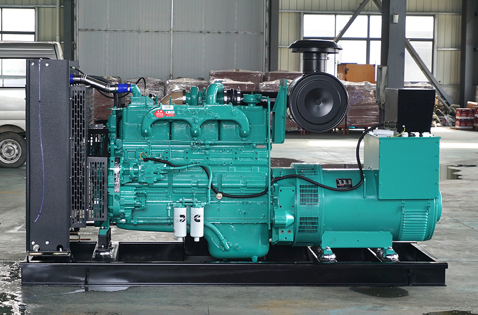NT855-GA重慶康明斯動力配套200KW柴油發(fā)電機組報價